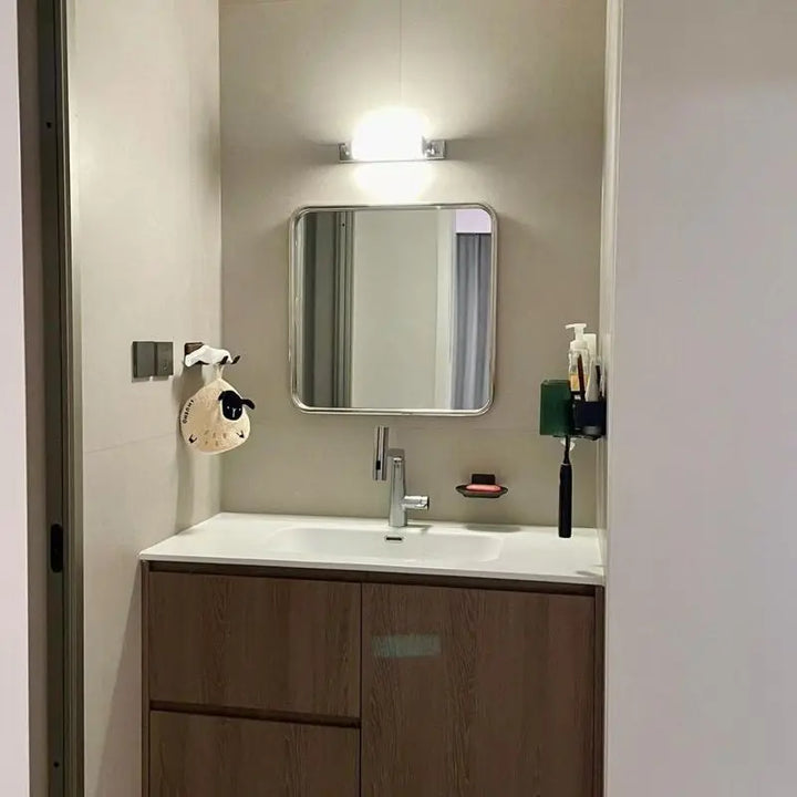 Minimalist Wall-Mounted Bathroom Mirror – Nordic Luxury
